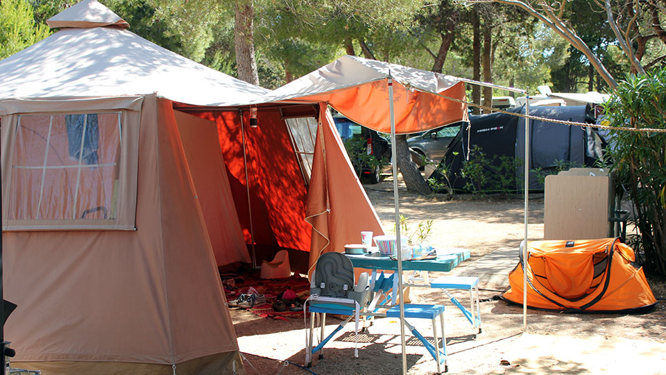 Emplacement camping tente Martigues Pinède et Cote bleue, Piscine